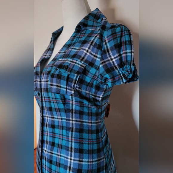 Dress - Picture 6 of 8